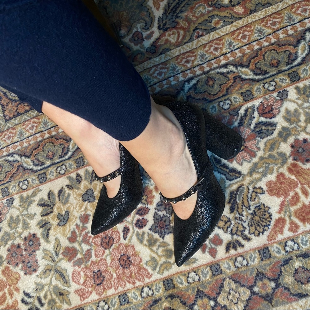 Pointed toe heels - Picture 3 of 6